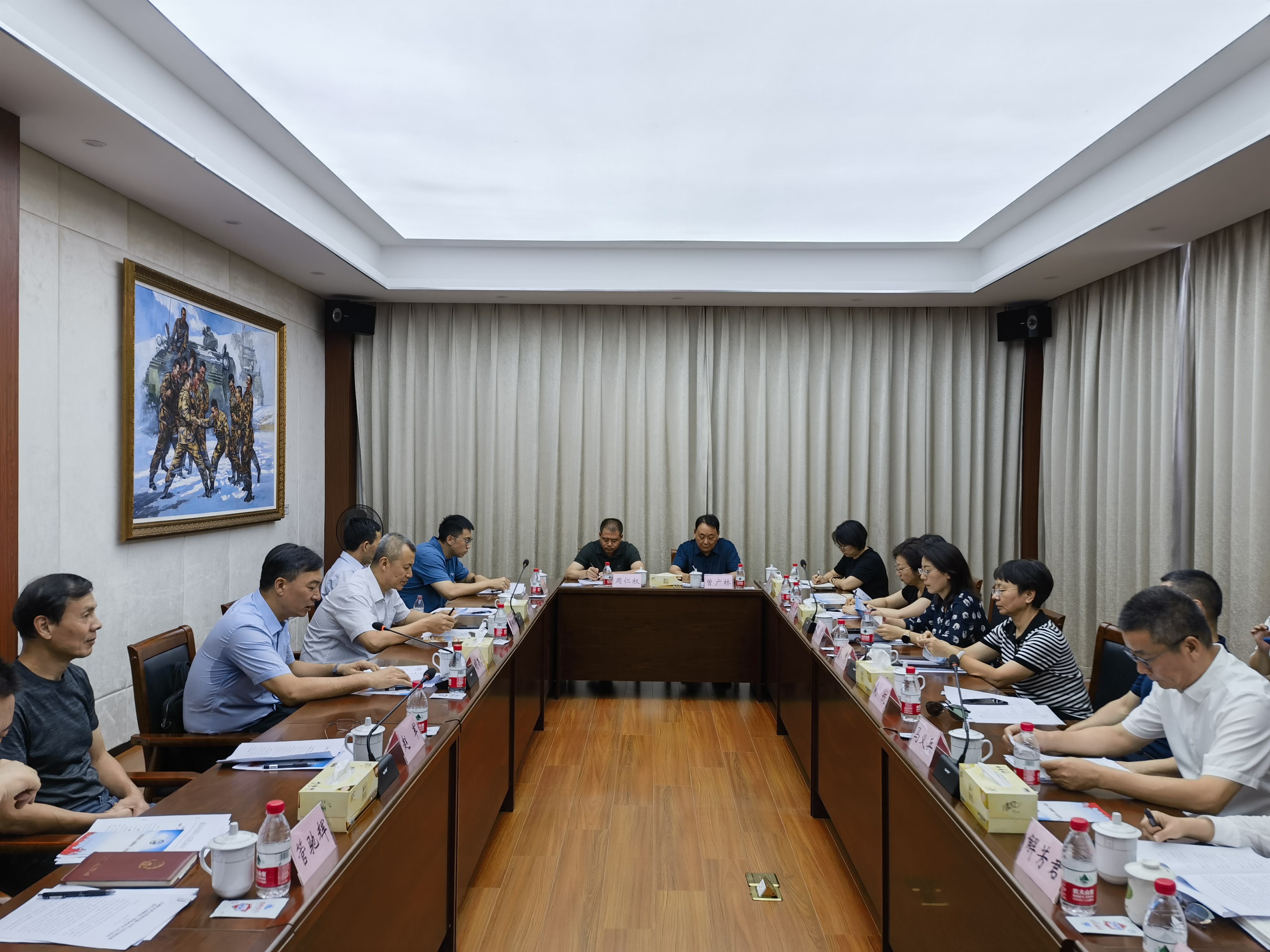 胡万进副主任带队调研玄武区贯彻实施《退役军人保障法》情况_ 领导活动_ 南京市人大